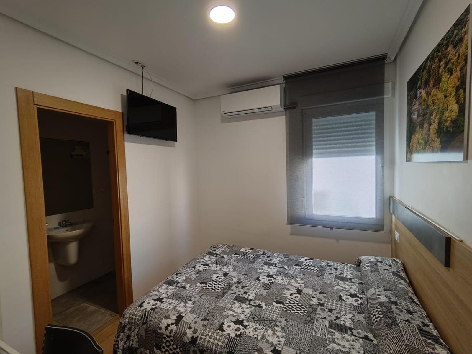 Hostal Rioja Condestable Logrono Luaran gambar