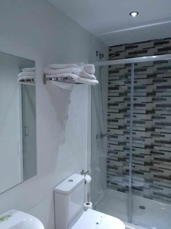 Hostal Rioja Condestable Logrono Luaran gambar