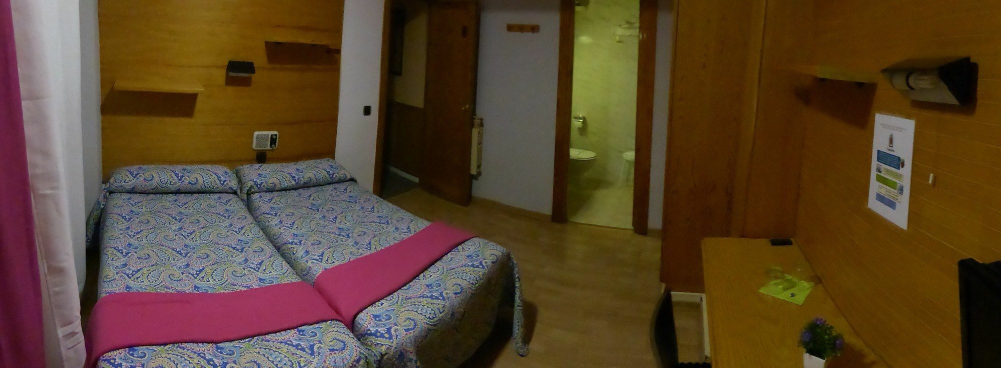 Hostal Rioja Condestable Logrono Luaran gambar